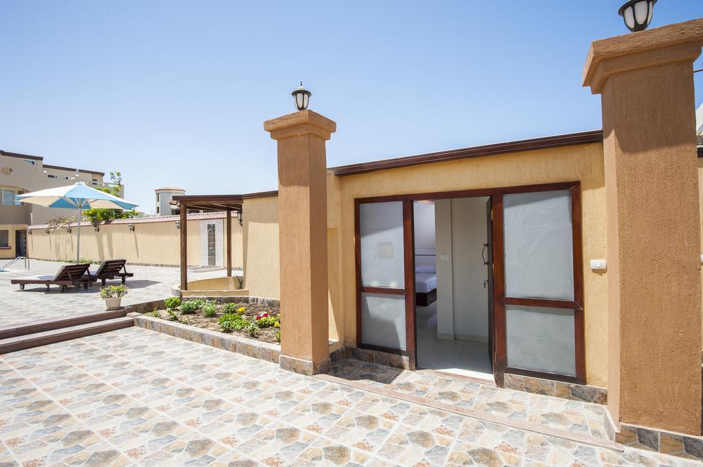 Sunny Seaside Villa Hurghada Exterior photo